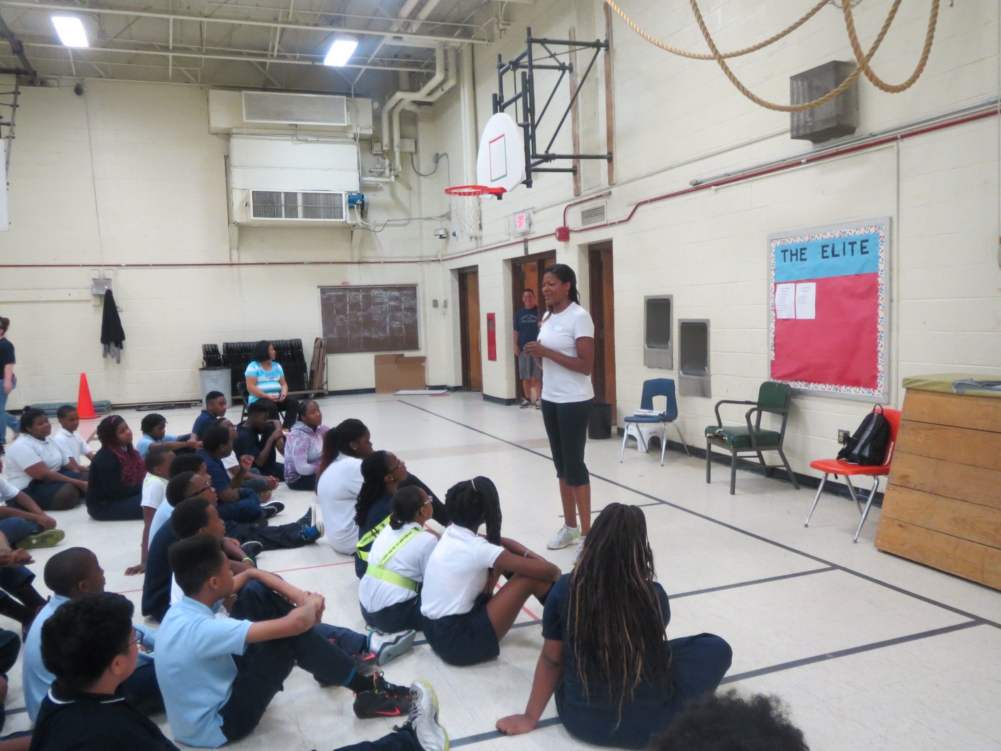 Tiombé Hurd, Community Hero of the Week Athletes for Hope