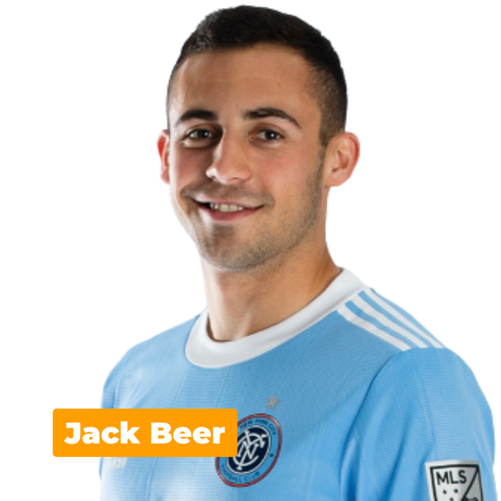 headshot of jack beer
