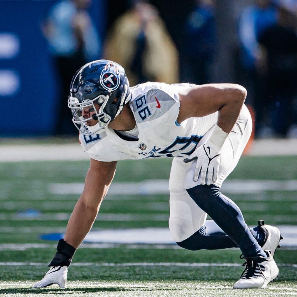 photo of Tennessee Titan, Rashad Weaver, down and ready to make a play.